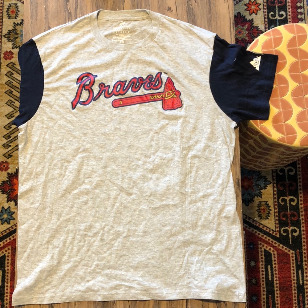 🧡4/$20🧡Genuine Merchandise Gray T-Shirt